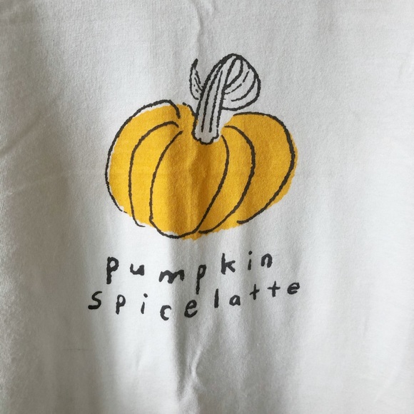 ✨NWOT✨ ‘Pumpkin Spice Latté’ Fall Graphic Tee - Picture 2 of 3